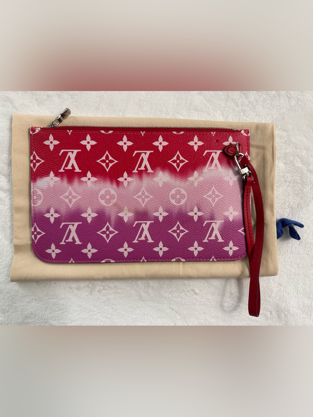 Louis Vuitton Authentic Pink To Red Gradient Monogram Wristlet